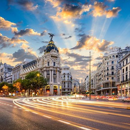 Bookingham ★Apartaments & Suites Madrid Exterior photo
