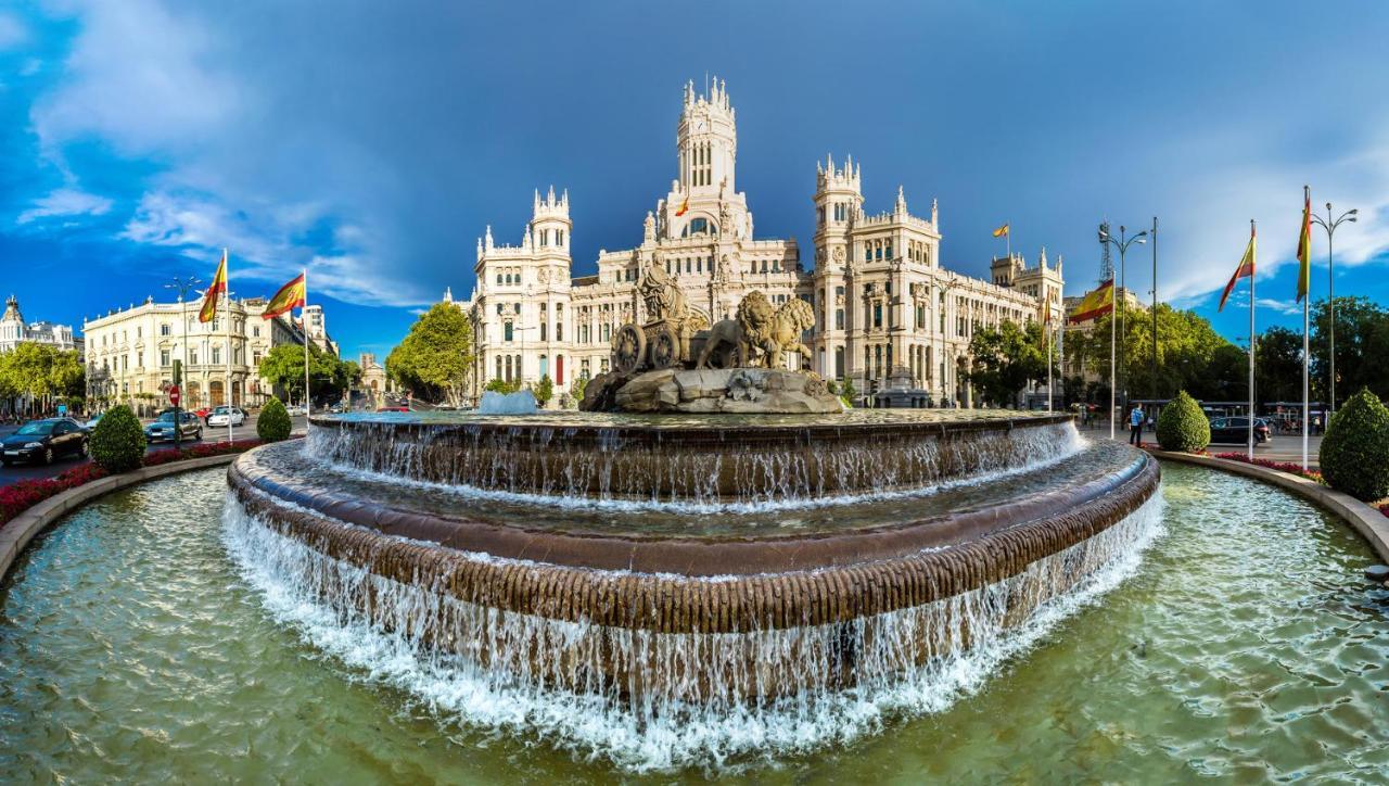 Bookingham ★Apartaments & Suites Madrid Exterior photo