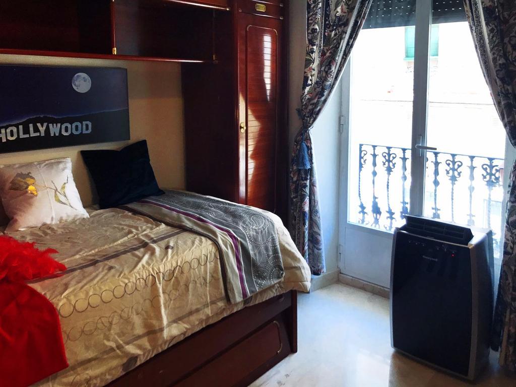 Bookingham ★Apartaments & Suites Madrid Exterior photo