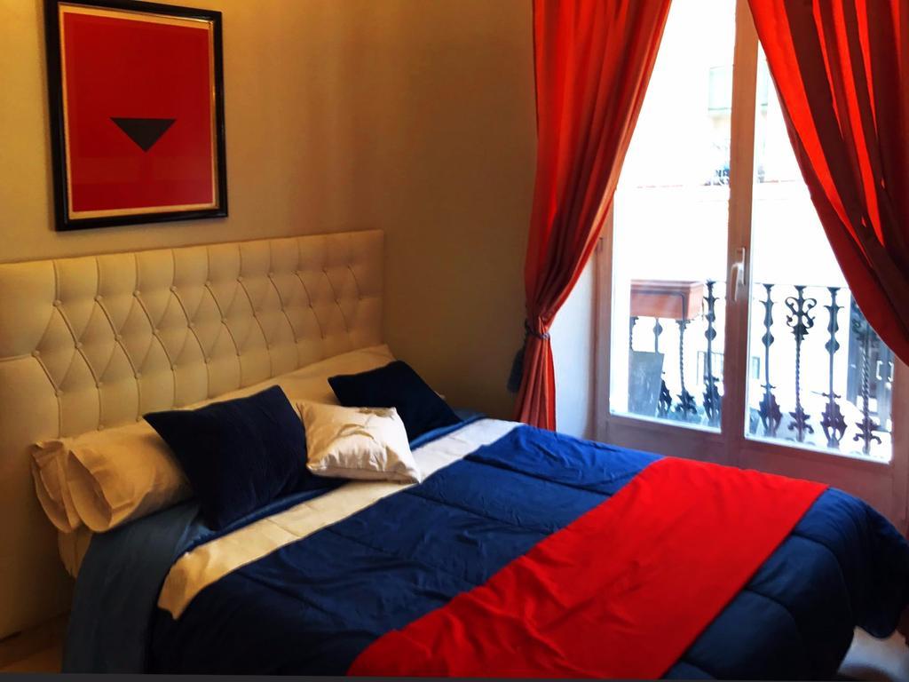 Bookingham ★Apartaments & Suites Madrid Exterior photo